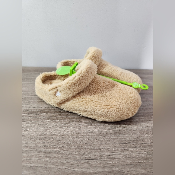 Crocs Classic Cozzzy House Slipper - Picture 1 of 6